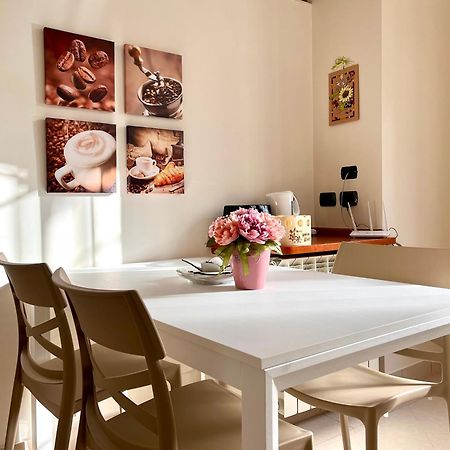 Il Villino B&B - Napoli/Pompei/Sorrento/Costiera Brusciano Luaran gambar